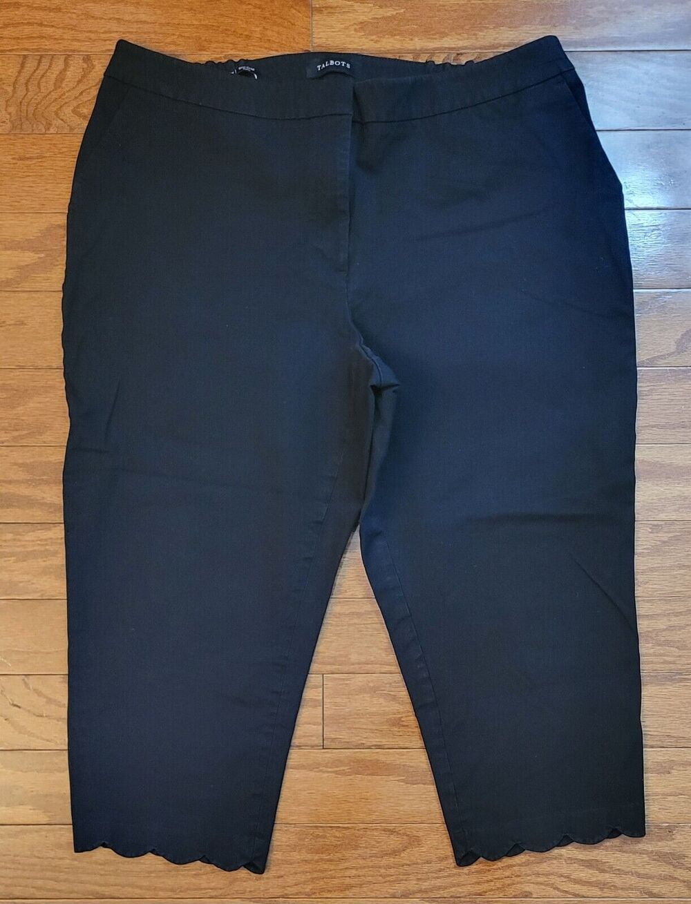 Talbots Slim Crop Curvy Women's 16W Black Flat Front Capri Pants